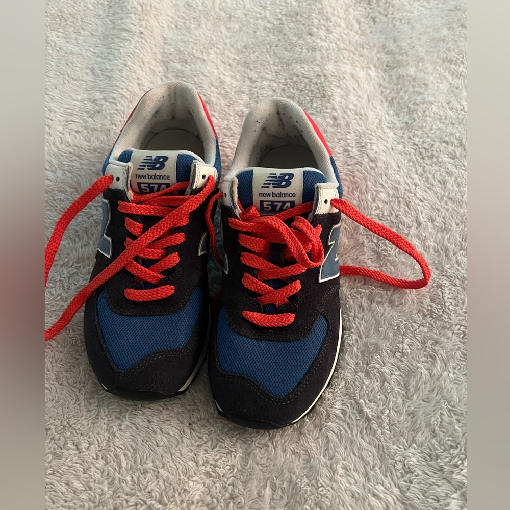 New Balance 574
Phantom Blue Agate